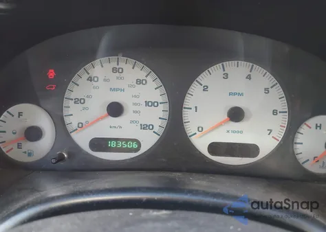 2004 Dodge Grand Caravan Sxt z USA, uszkodzony, nr VIN 2D4GP44LX4R526401